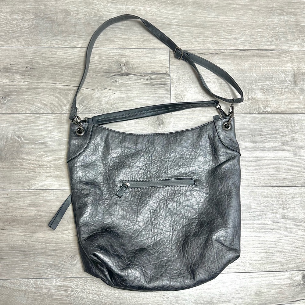 Women’s Black Leather Crossbody Bag - Classic Everyday Style